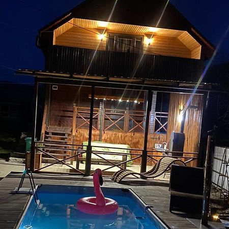 Чан Банька Apartment Mizhhirya  Luaran gambar